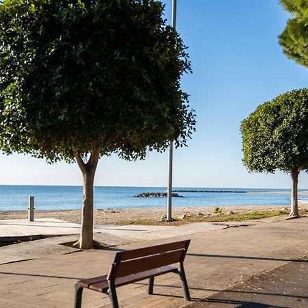 Mediterranean Way - Relax Камбрильс Экстерьер фото
